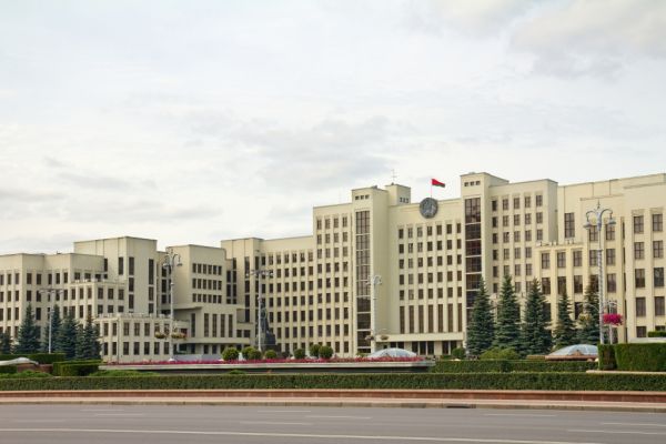 Здание парламента в Минске