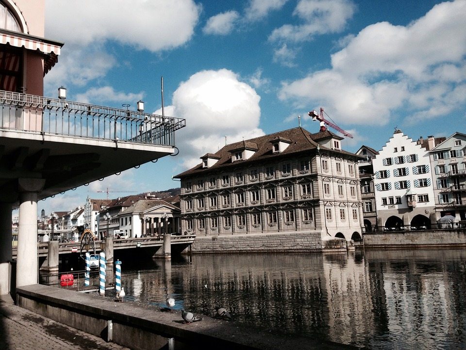 Река в Цюрихе