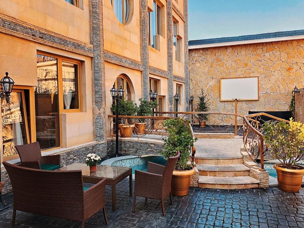 Отель Bayil, Баку