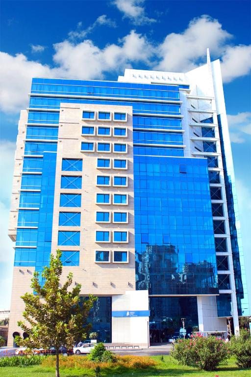 Отель Chirag Plaza & Business Center, Баку