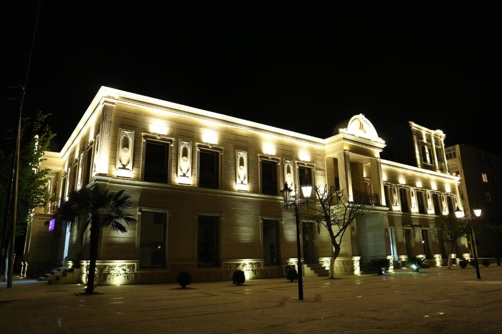 Отель Luxe Lankaran, Ленкорань
