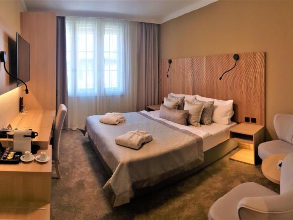 Отель Clement, Прага