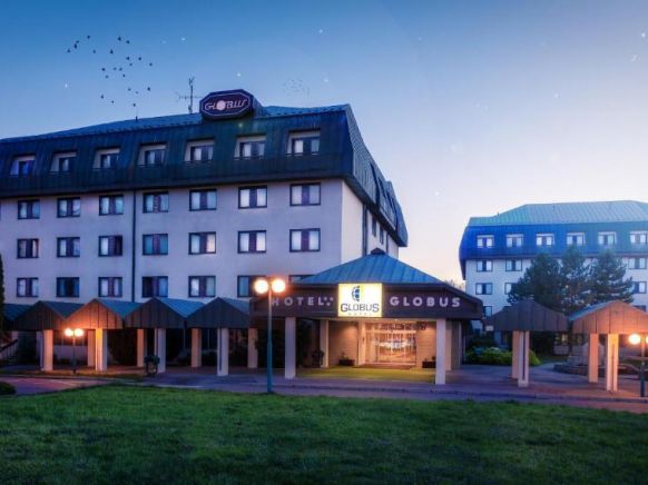 Отель Globus