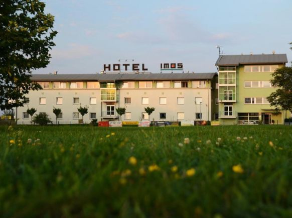 Отель Imos, Прага