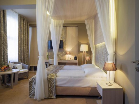 Отель Kampa Garden