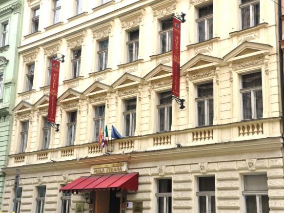 Отель Malá Strana