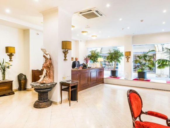 Отель Residence Leon D'Oro