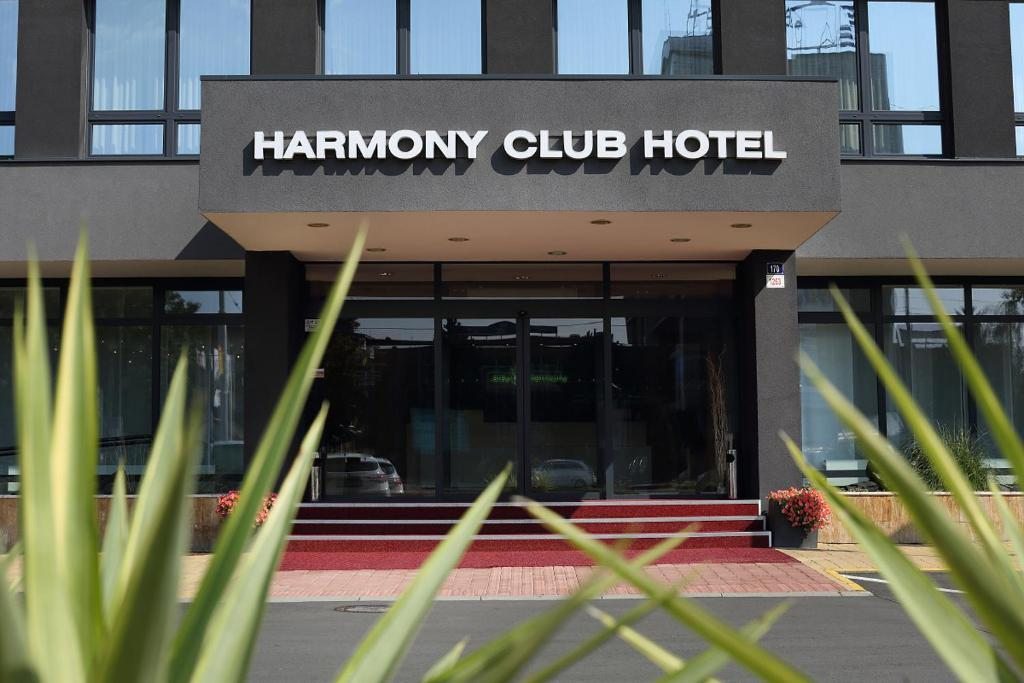 Отель Harmony Club, Острава