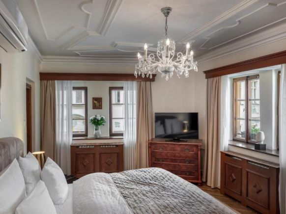 Отель Aurus, Прага