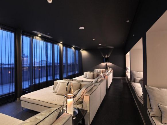 Falkensteiner Hotel Belgrade, Белград