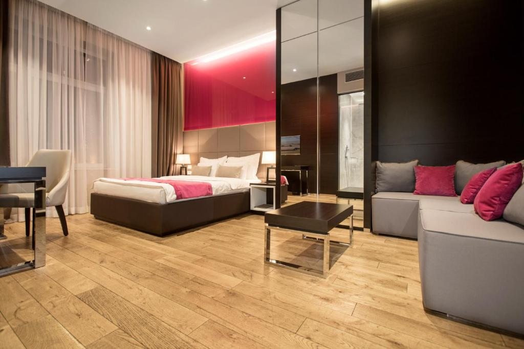 Maccani Luxury Suites, Белград