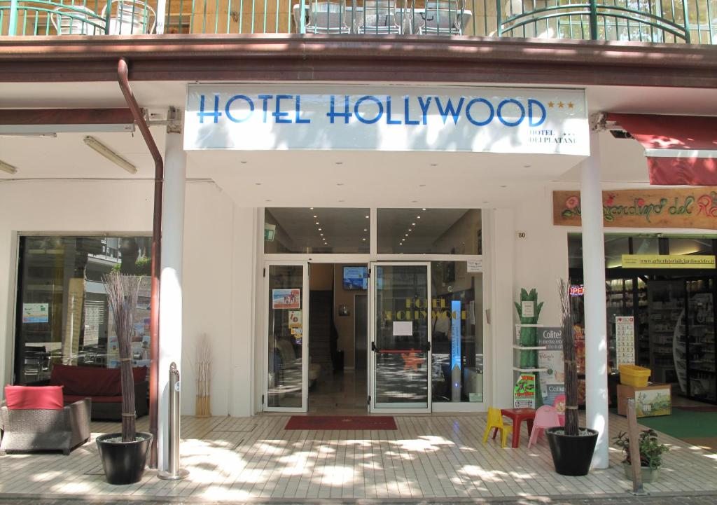 Hotel Hollywood, Римини