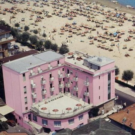 Отель Hotel Sacramora, Римини