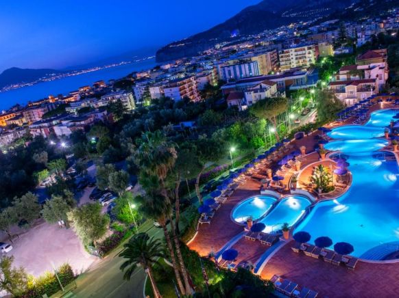 Hilton Sorrento Palace, Сорренто