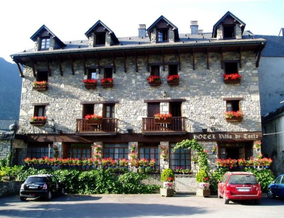 Hotel Villa de Torla, Сарагоса