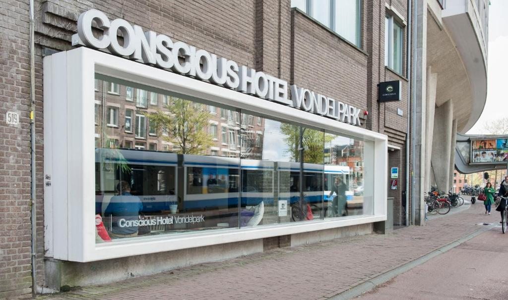 Conscious Hotel Vondelpark, Амстердам