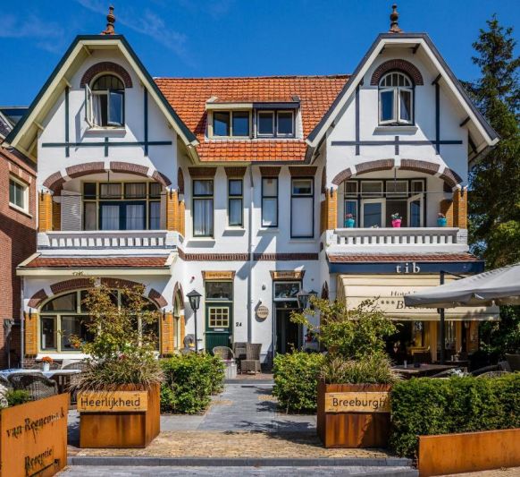 Hotel Villa Breeburg, Берген (Северная Голландия)