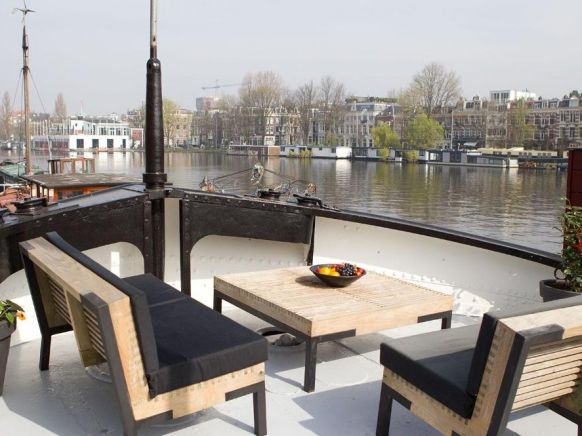GP Amstel River Houseboat