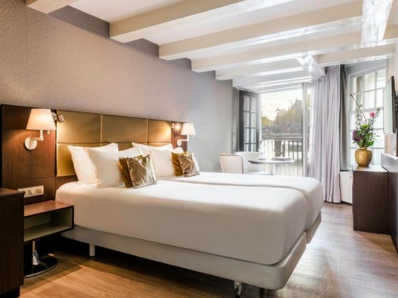 NH Collection Barbizon Palace Apartments, Амстердам