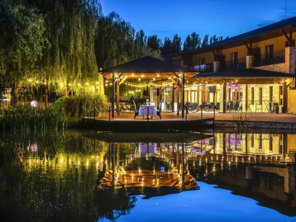 Hotel Termálkristály Aqualand