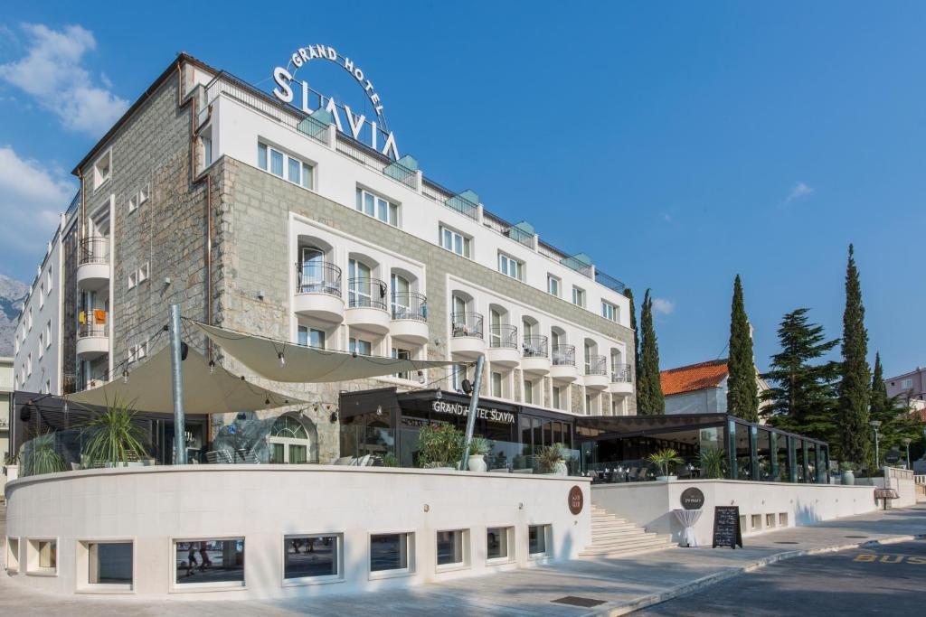 Grand Hotel Slavia, Башка-Вода