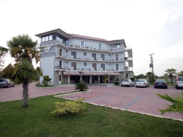 Отель Hotel Verzaci, Ринас