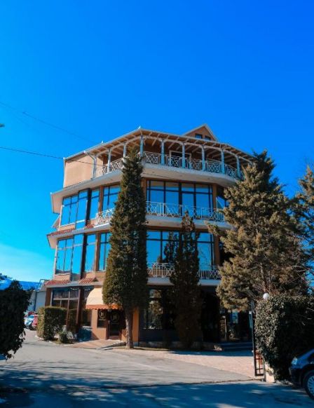 Отель Hotel Konti, Корча