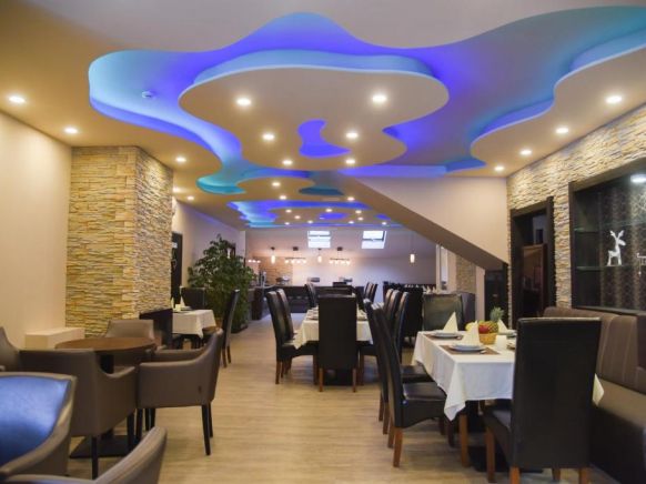 Oázis Wellness és Sporthotel