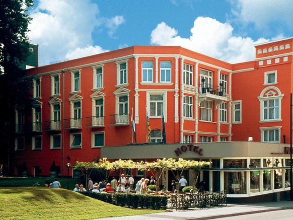 Grand Hotel Monopole, Валкенбург