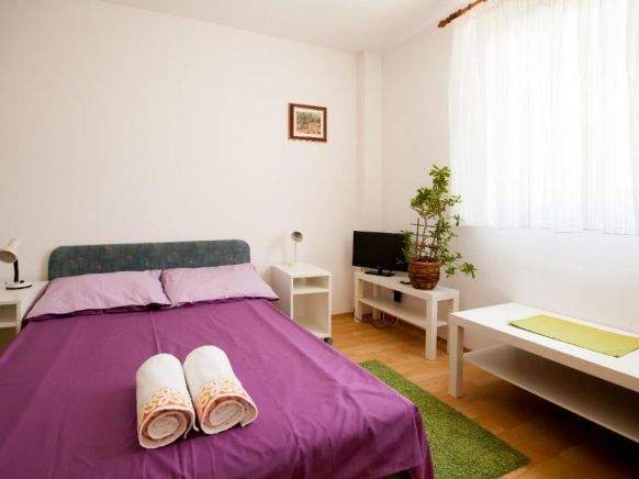 Friendly People's Guest House, Задар