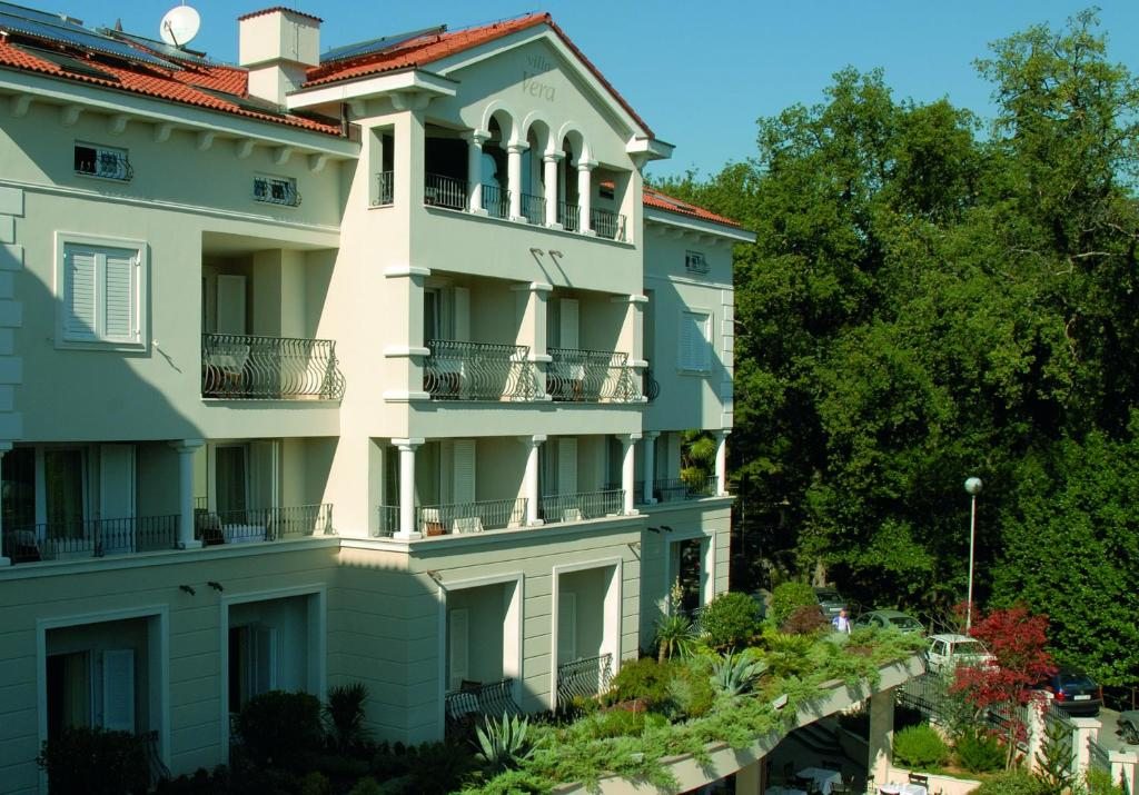 Hotel Villa Vera, Ловран
