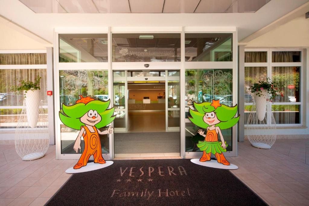 Family Hotel Vespera, Лошинь