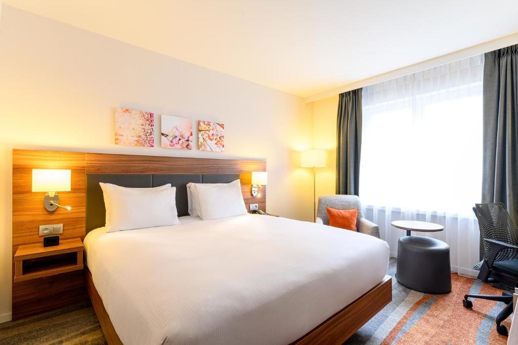 Hilton Garden Inn Brussels Louise, Брюссель