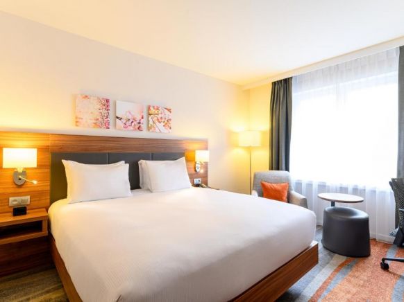 Hilton Garden Inn Brussels Louise, Брюссель