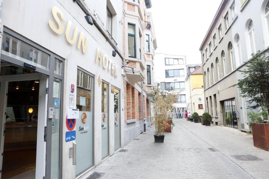 Sun Hotel, Брюссель