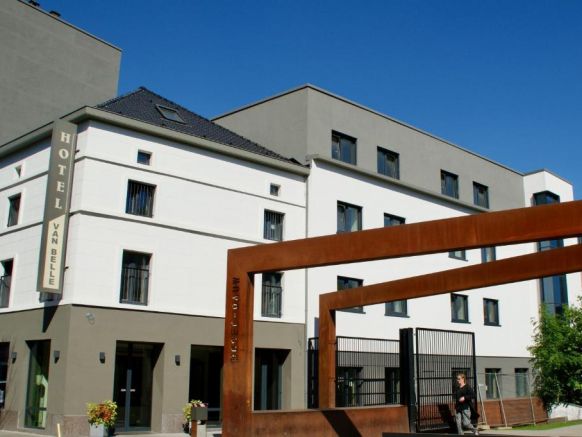 Van Belle Hotel