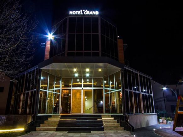 Отель Hotel Grand, Баня-Лука