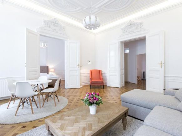 HeyMi Apartments in City Center