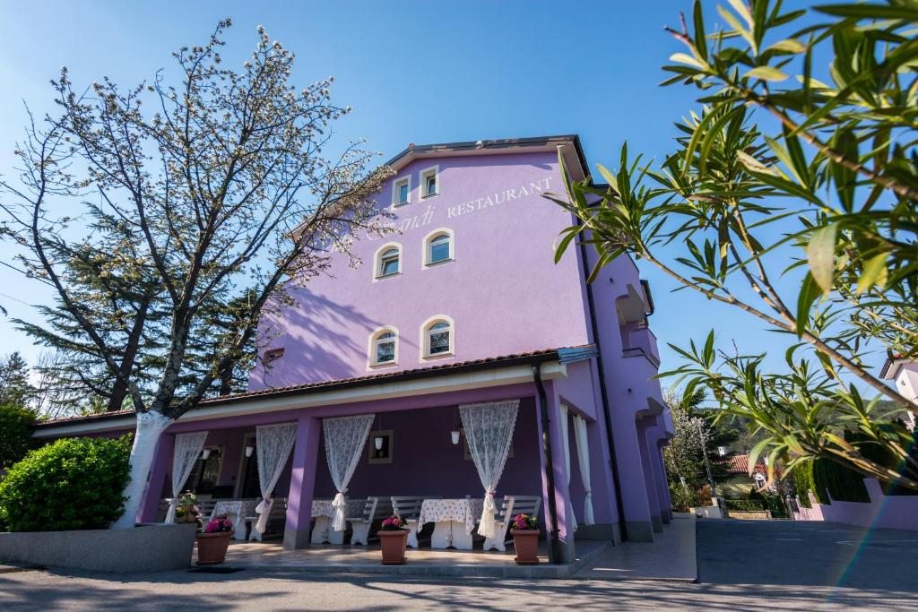 Hotel Villa Sandi, Чавле