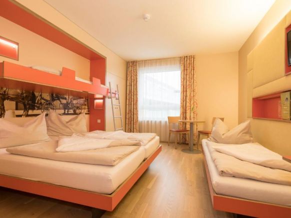 JUFA Hotel Wien, Вена