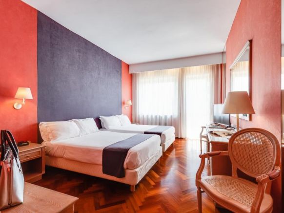 Culture Hotel Villa Capodimonte, Неаполь