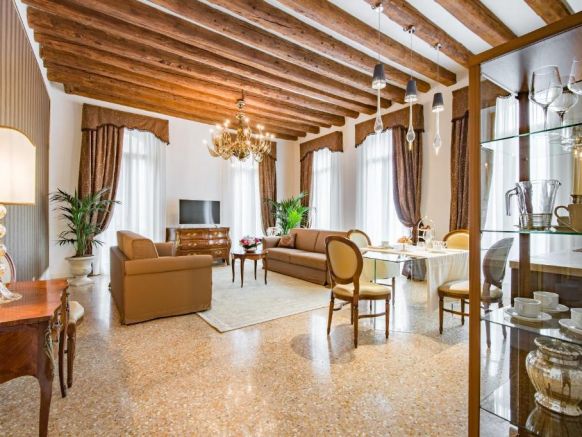 San Teodoro Palace - Luxury Apartments, Венеция
