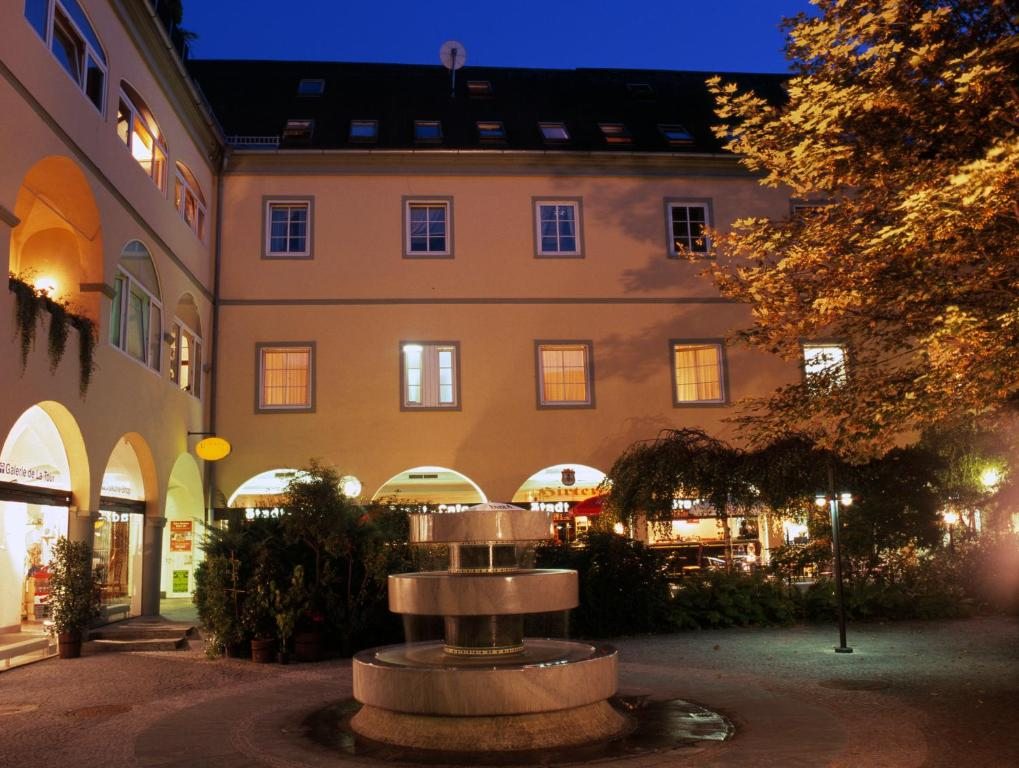 Hotel Goldener Brunnen, Клагенфурт-ам-Вёртерзе