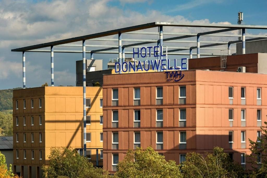 Trans World Hotel Donauwelle, Линц