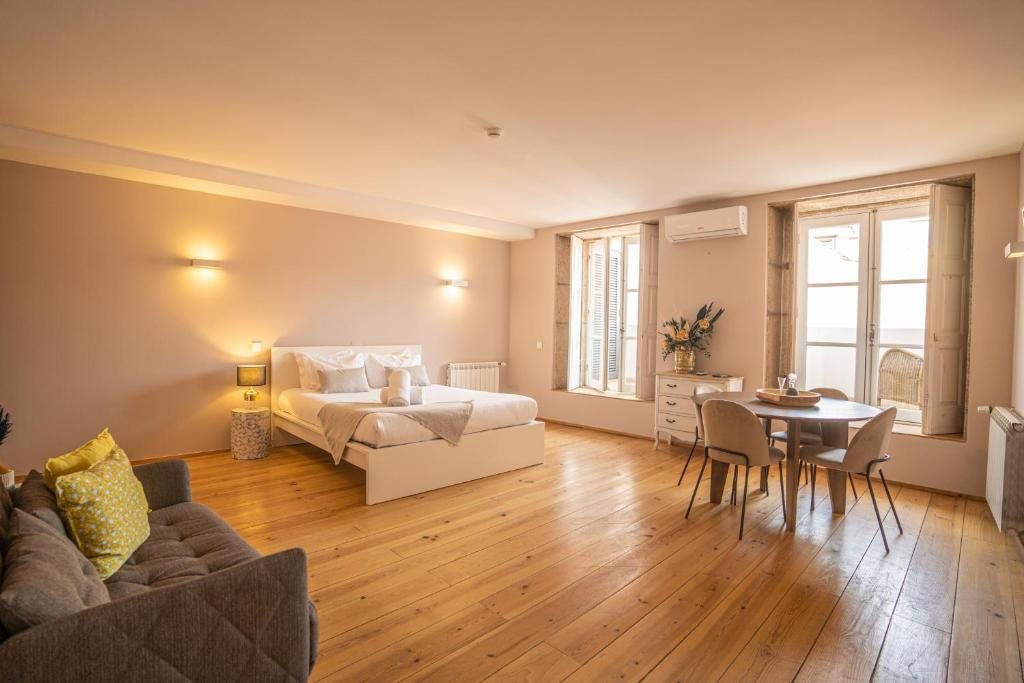 Charm Apartments Porto, Порту