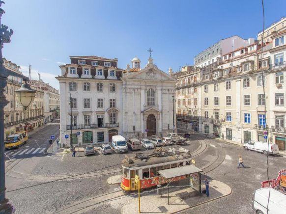 Lisbon Old Town Guest House