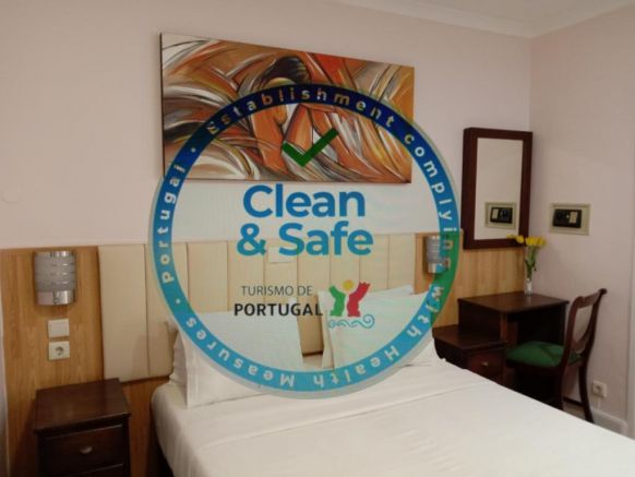 Faria Guimares Porto Centro - Rooms & Cosy Apartments, Порту