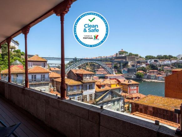 Hotel Carris Porto Ribeira, Порту