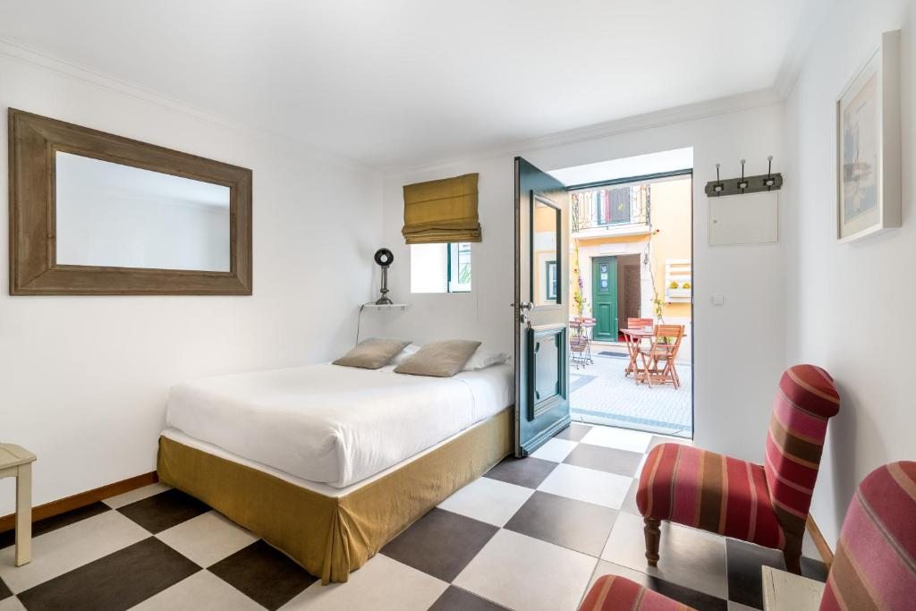 Pateo Santo Estevao-Self Catering Apartments, Лиссабон