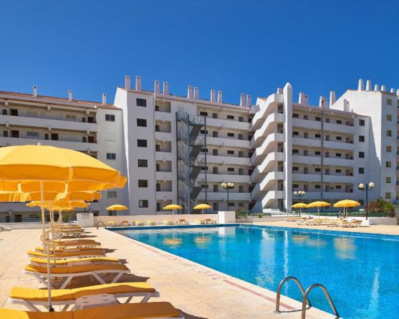 Cheerfulway Minichoro Apartamentos, Албуфейра